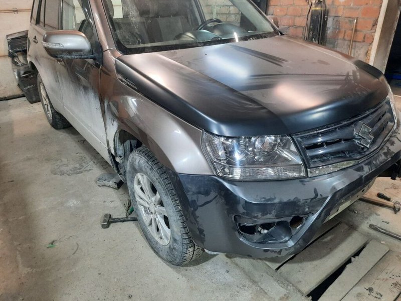Suzuki Grand Vitara кузовной ремонт