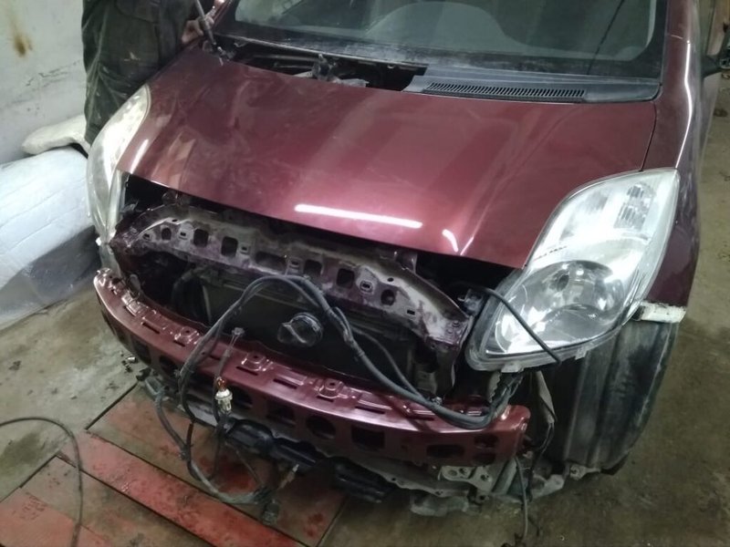 Toyota Vitz кузовной ремонт